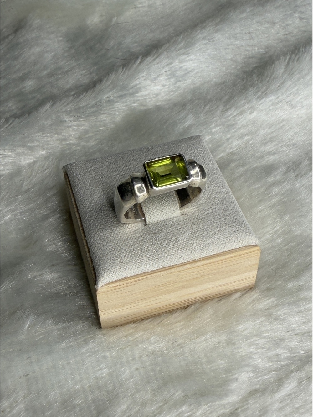 Vintage Silpada R0713 Sterling Silver Peridot Ring Chunky 925 SZ 5.5
